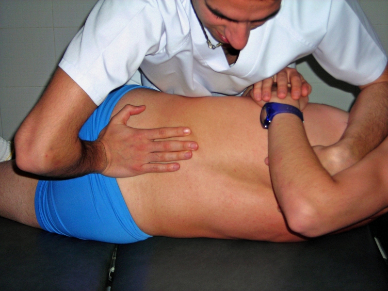 osteopathe-LE CANNET DES MAURES-min_osteopathy-212590